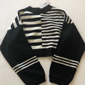 Cropped black and white sweater